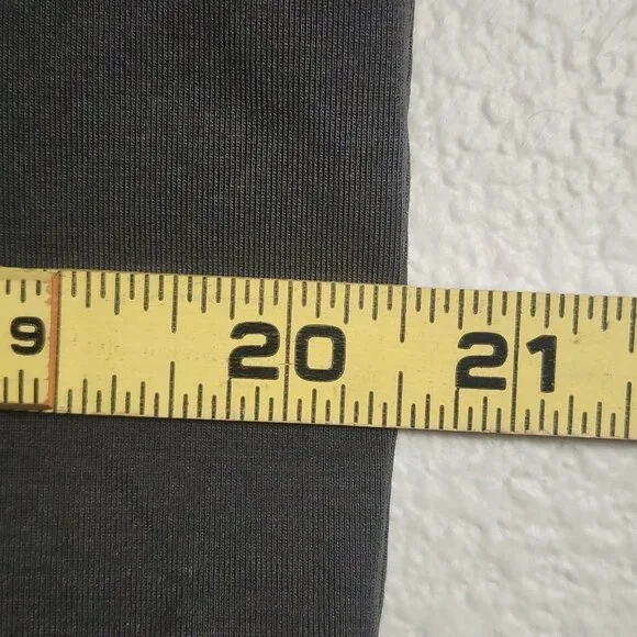 Lululemon Henley Shirt Mens Large Gray Long Sleeve Athletic Casual Logo - Picture 7 of 7